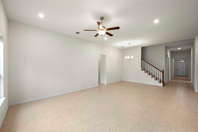 Building Photo - 182 Palmillas Dr
