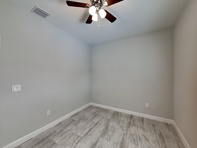 Building Photo - 1004 Dampierre Ct