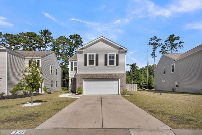 Building Photo - 4 Bedroom 3 Bath Home in Summerville!