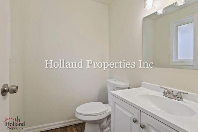 Building Photo - 6685-6687 SW 192nd Ave