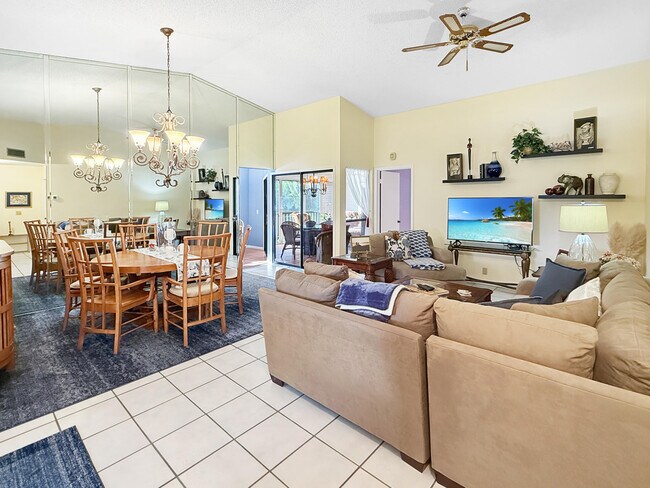 Building Photo - 3358 Perimeter Dr