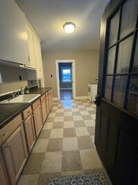 Building Photo - 509 Monroe Ave