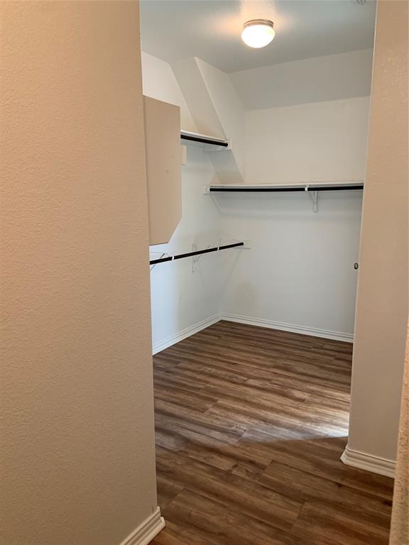 Building Photo - 501 Cardenas Ln