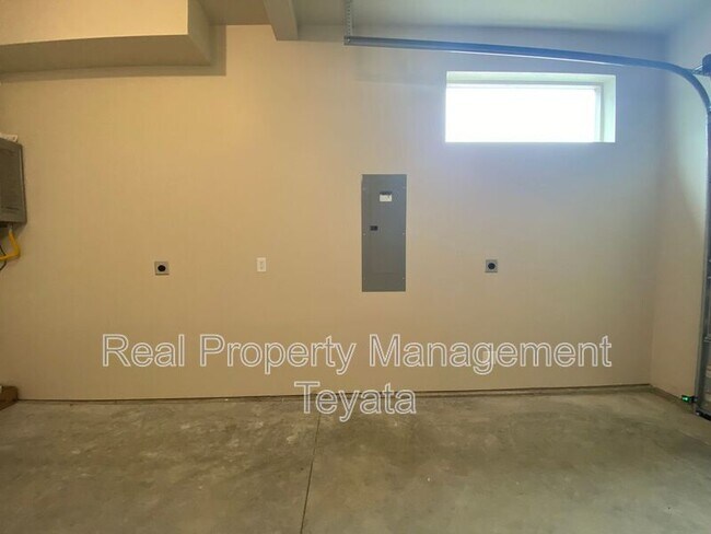 Building Photo - 809 Northview St