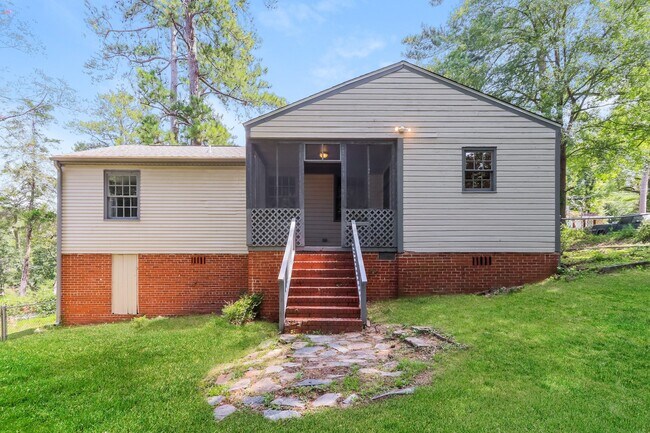 Building Photo - 4582 Shadow Lawn Dr