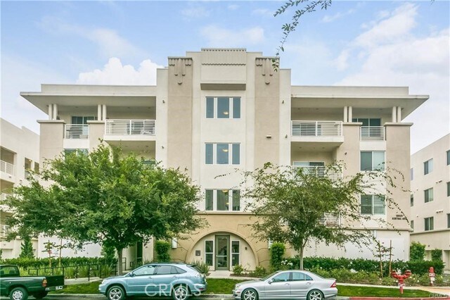 Primary Photo - 5450 Strand