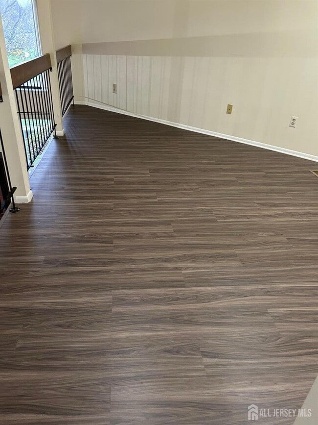 Building Photo - 3 Westgate Dr