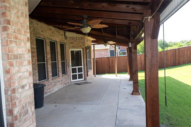 Building Photo - 10002 River Bend Dr