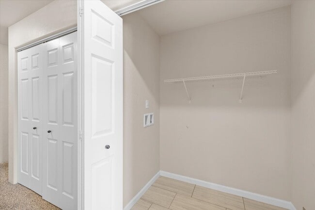 Building Photo - 7870 Phaedra Ln