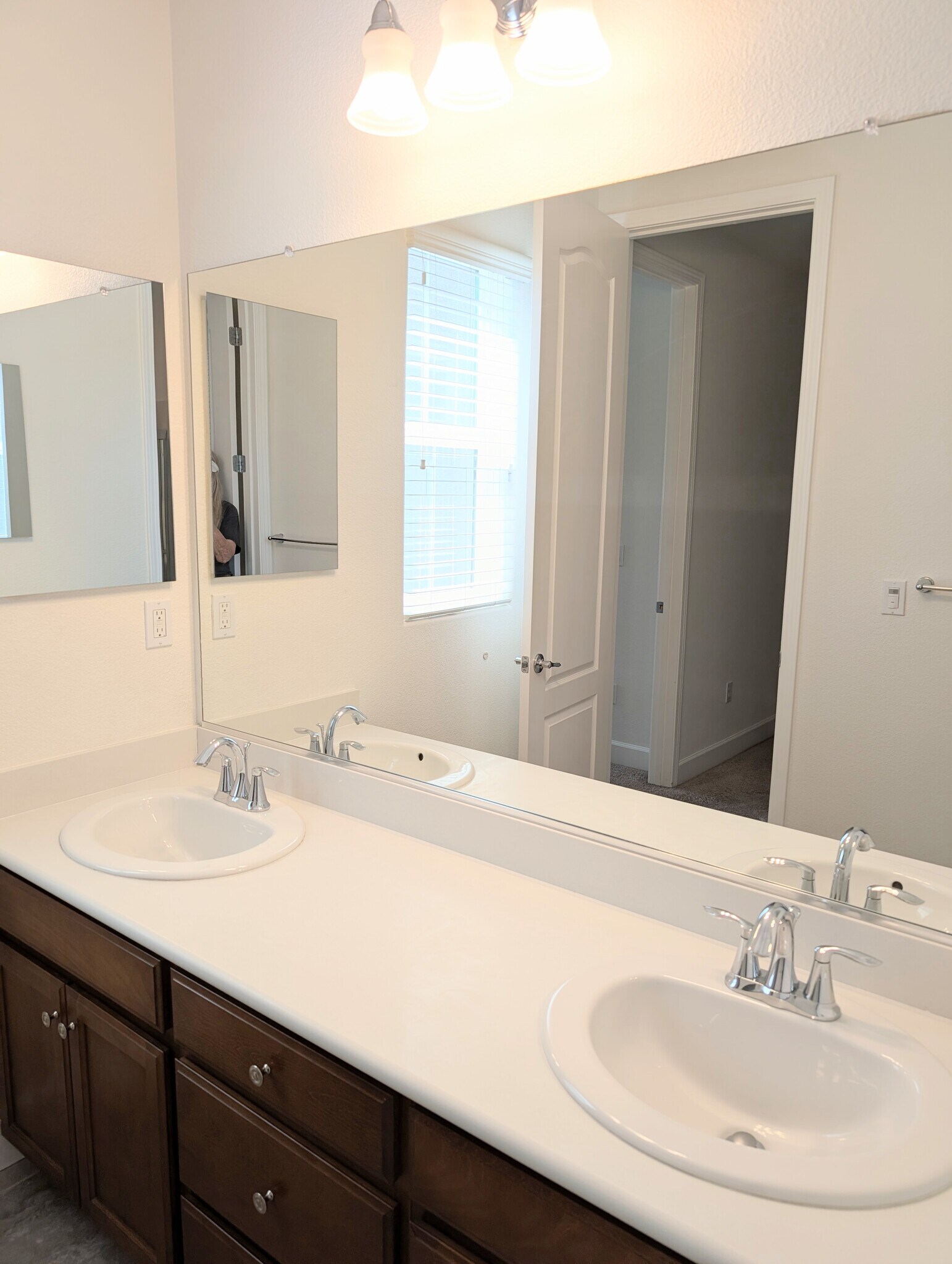 Main Bathroom - 16650 San Gabriel Ct