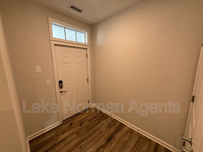 Building Photo - 4455 Reed Crk Dr