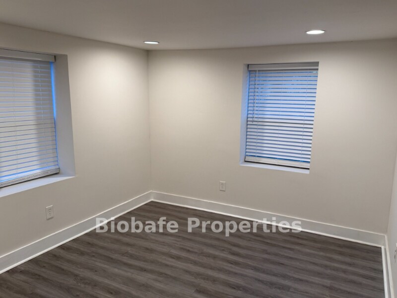 Building Photo - 176 Cloud St