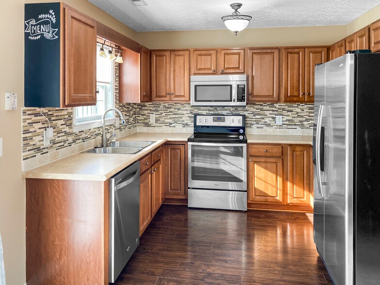 Kitchen #1 - 213 Red Carnation Dr
