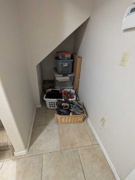 Building Photo - 3080 Capstan Way