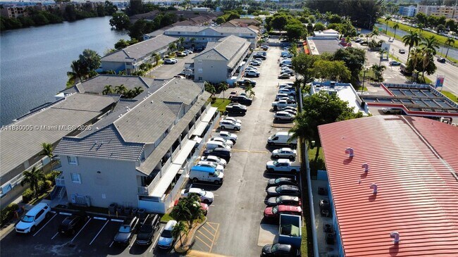 Building Photo - 8360 NW 103rd St