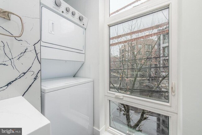 Building Photo - 2301 Grays Ferry Ave