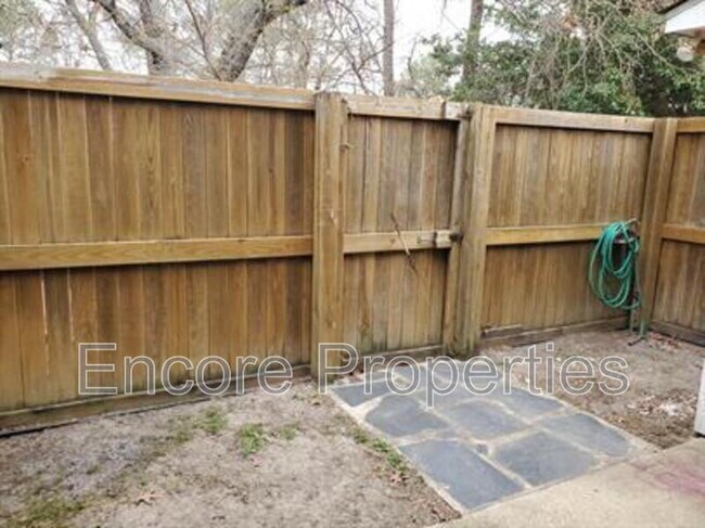 Building Photo - 156 Aloha Dr