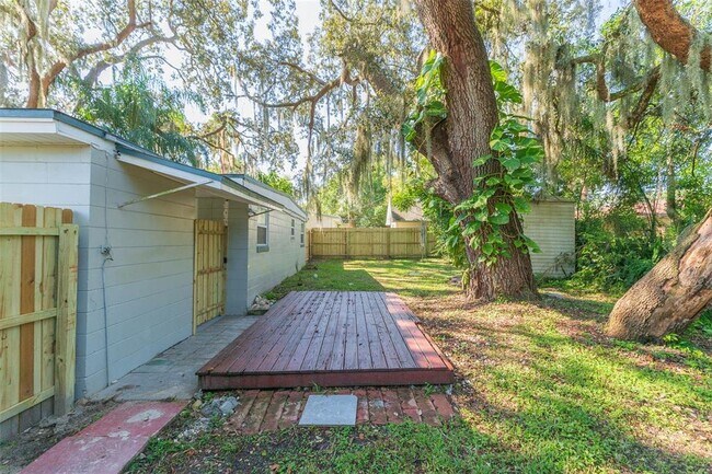 Building Photo - 7113 Parison Dr