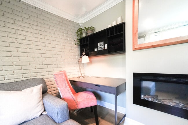 Building Photo - 48 Fales Ave