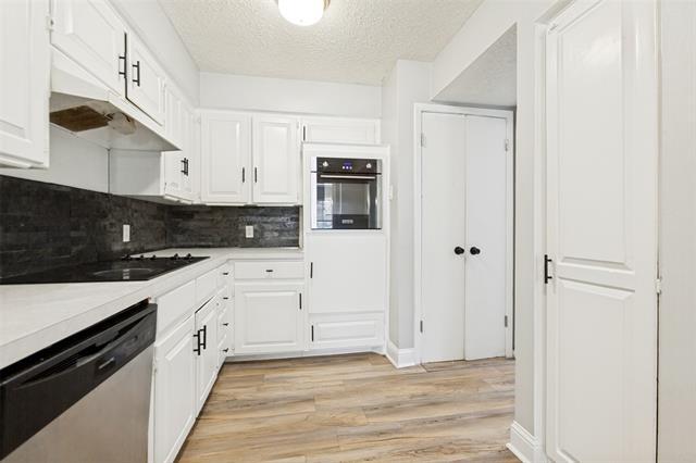 Building Photo - 14372 Haymeadow Cir