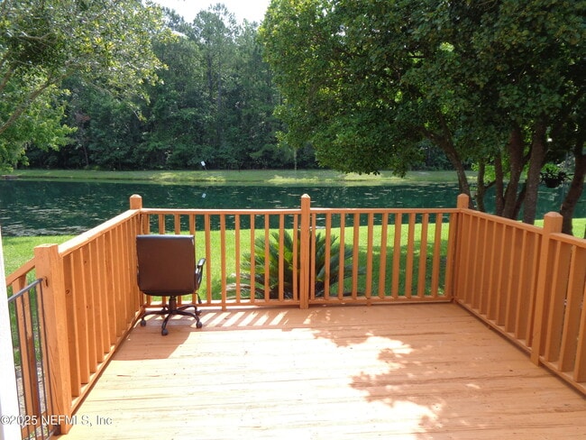 Building Photo - 153 Dover Bluff Dr