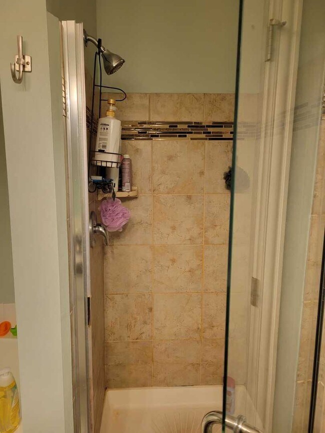 Building Photo - 35 Foxcroft Rd