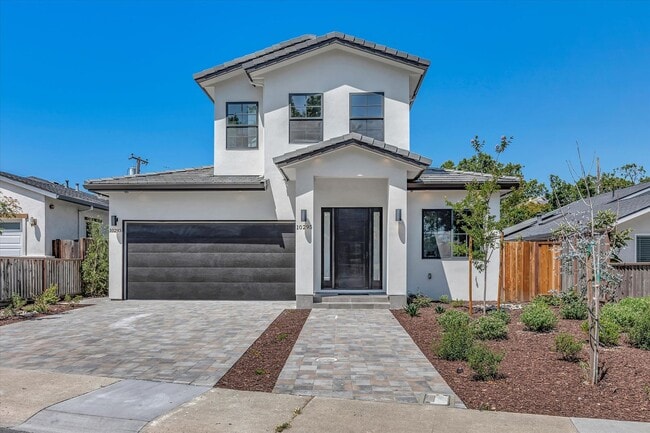 Primary Photo - Newer High-Tech Home | Top Schools | Great...