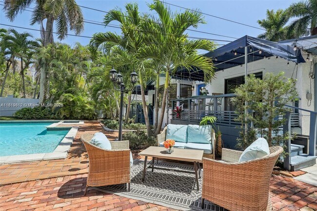 Building Photo - 5703 SW 83rd St