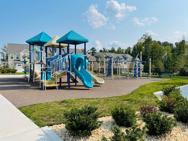 Building Photo - Heron | 3 Bed 2.5 Bath | Garage | 1800 sf | from $2759 All-Inclusive Rent Pricing | 6, 7, 8, 9, 1...