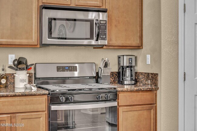 Building Photo - 3680 Coastal St