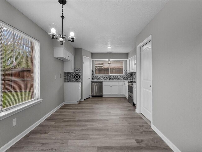 Building Photo - 10919 Kirkbud Ln