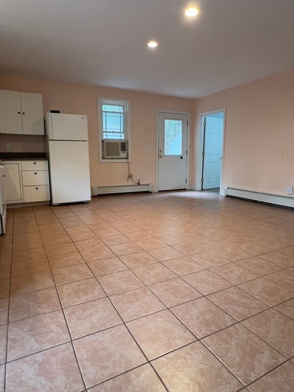 Building Photo - 9 Russell Holmes Way