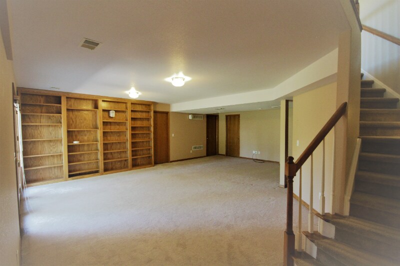 Building Photo - 6236 Buchanan St