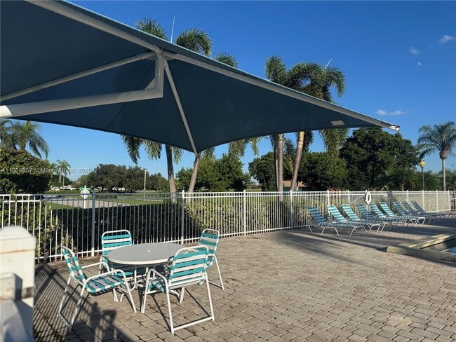 Building Photo - 5226 Brian Blvd