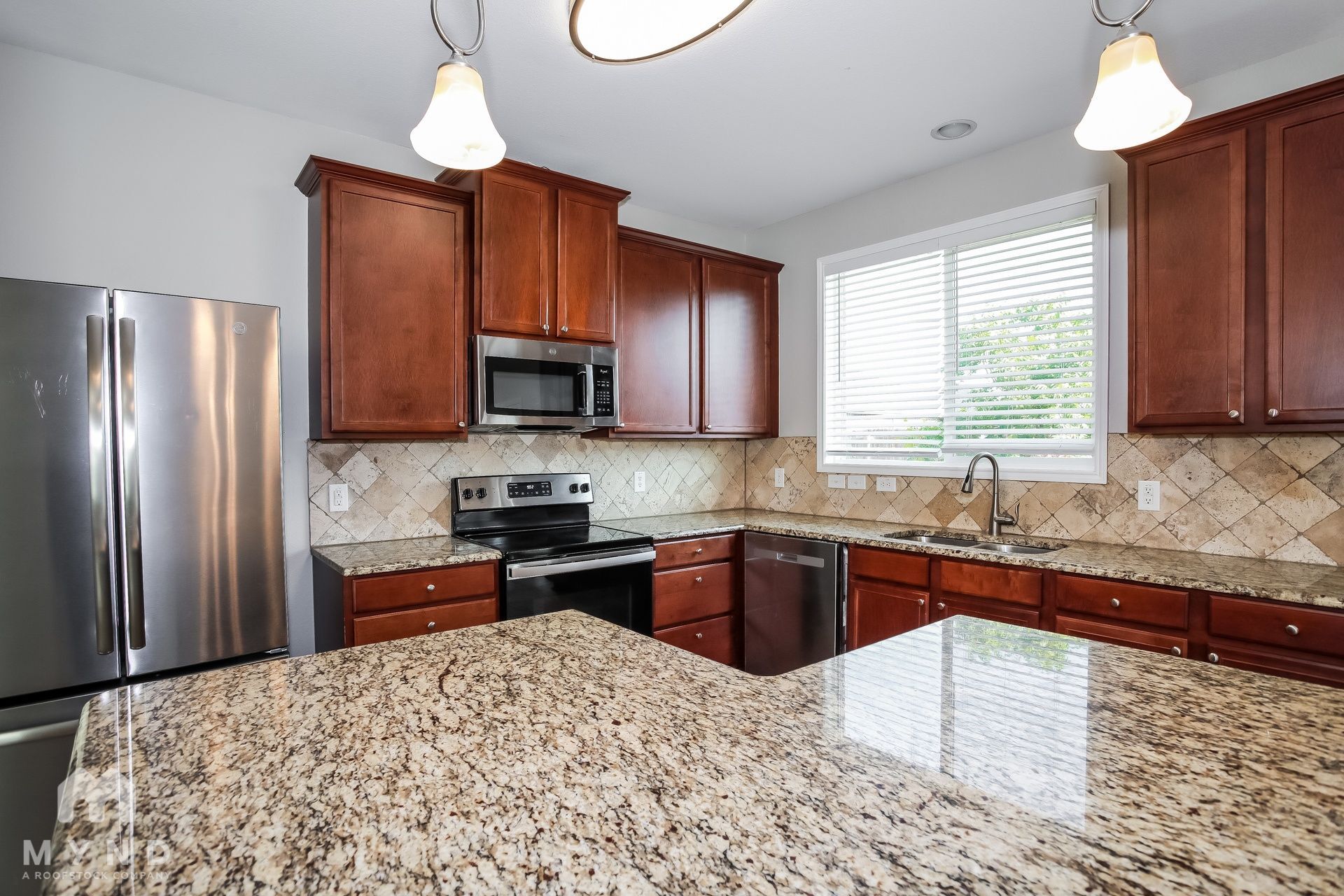 Building Photo - 1619 Kawati Way