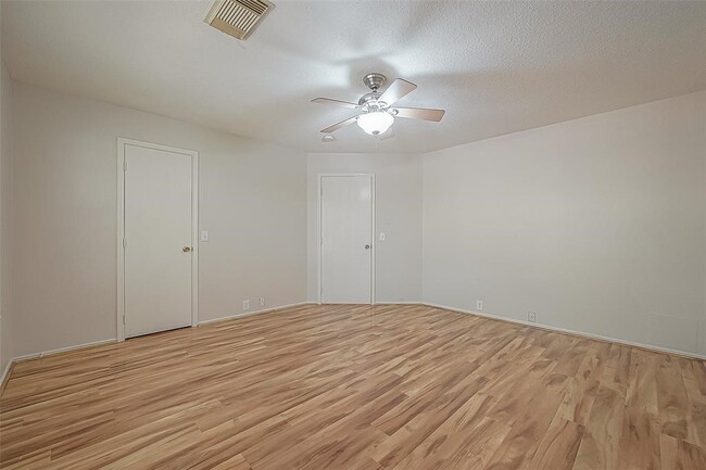 Building Photo - 6835 Brighton Hill Ln