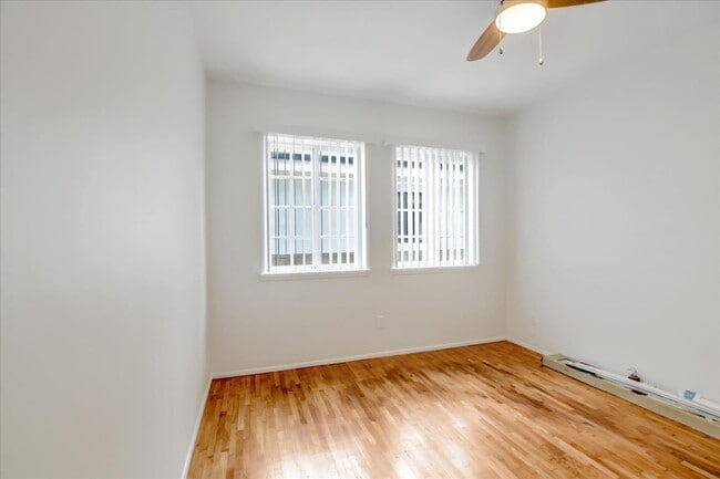 Building Photo - 3532 Maplewood Ave