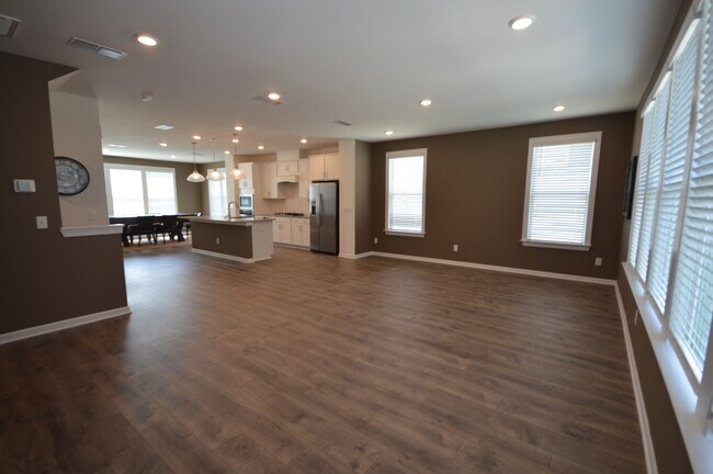 Building Photo - 7016 Gentle Pine Pl