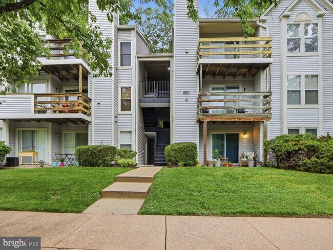 Building Photo - 11510 Little Patuxent Pkwy