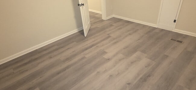 Building Photo - 12719 Wade St