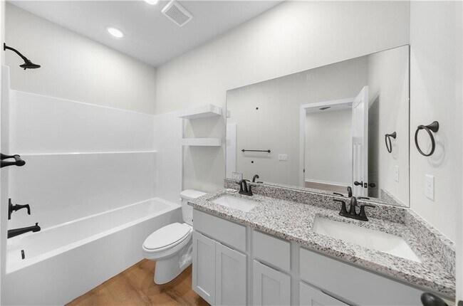 Building Photo - 601 Cosmos St