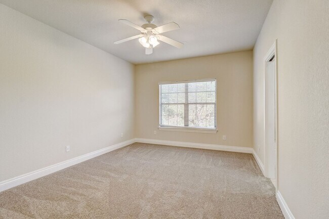 Building Photo - July Move-In Special - Spring Branch Oasis...