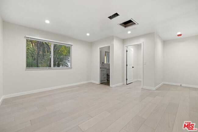 Building Photo - 10941 Cardamine Pl