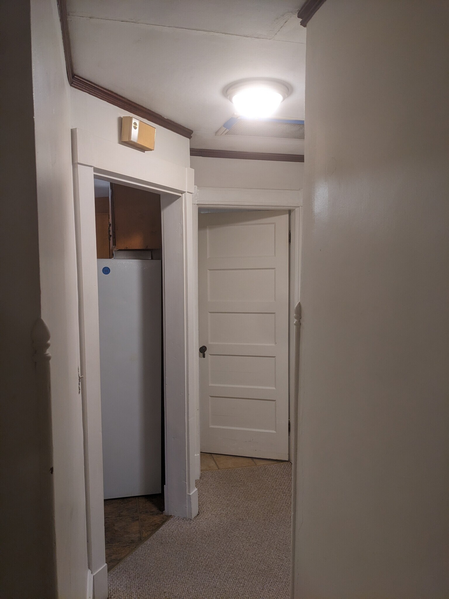 Building Photo - 701 Main St