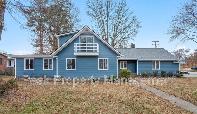 Building Photo - 3212 Vinton St