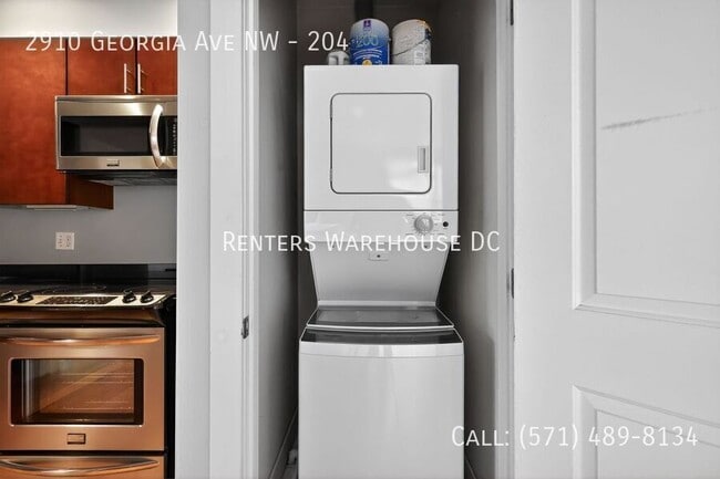 Building Photo - 2910 Georgia Ave NW