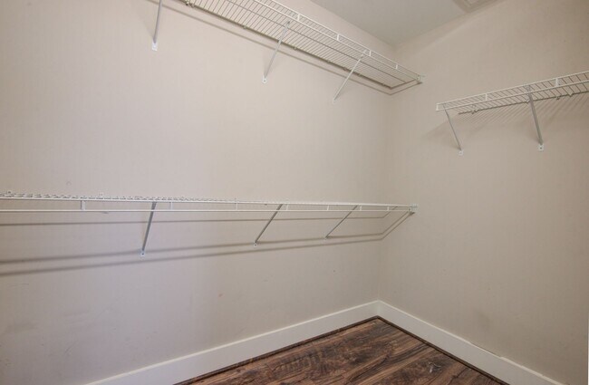 Building Photo - COMING SOON! Affordable Comfort: 1BR/1BA C...