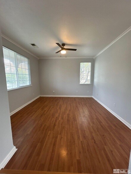 Building Photo - 2841 Granville Dr