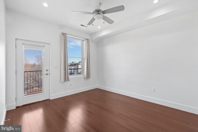 Building Photo - 3511 14th St NW