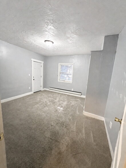 Building Photo - 1713 Walz St
